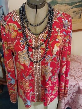 NWT JM Collections Red Rhinestones Floral Top, Size Large, Long Sleeves